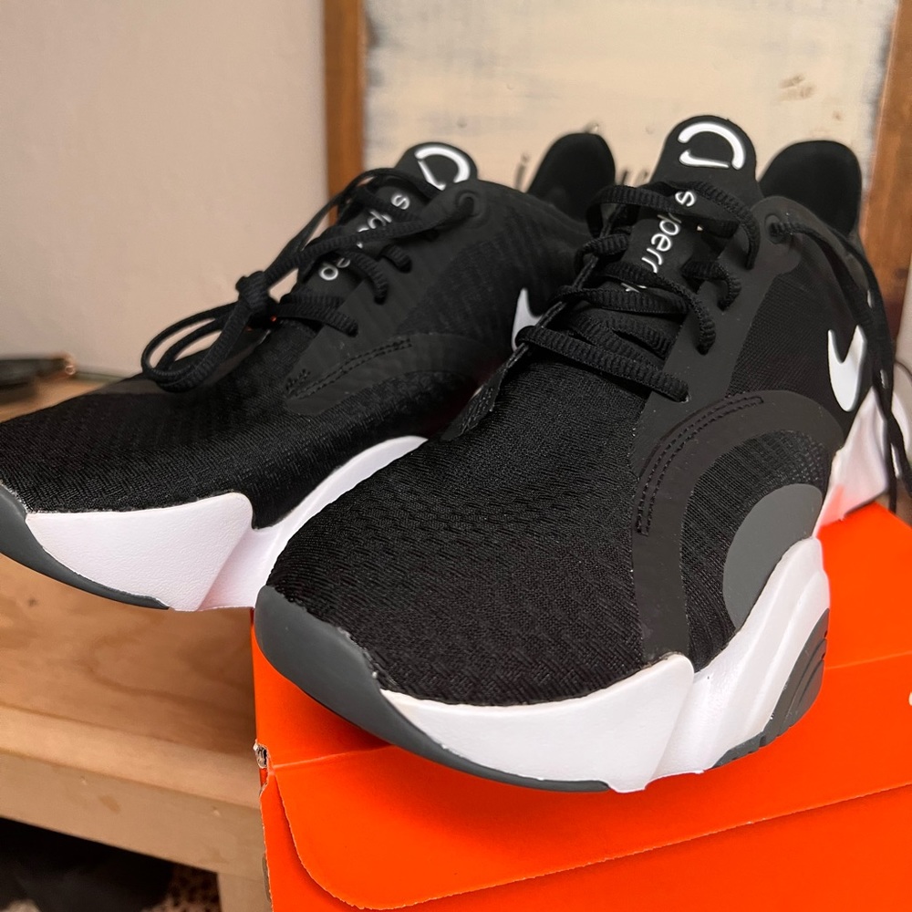 Nike Women Shoes